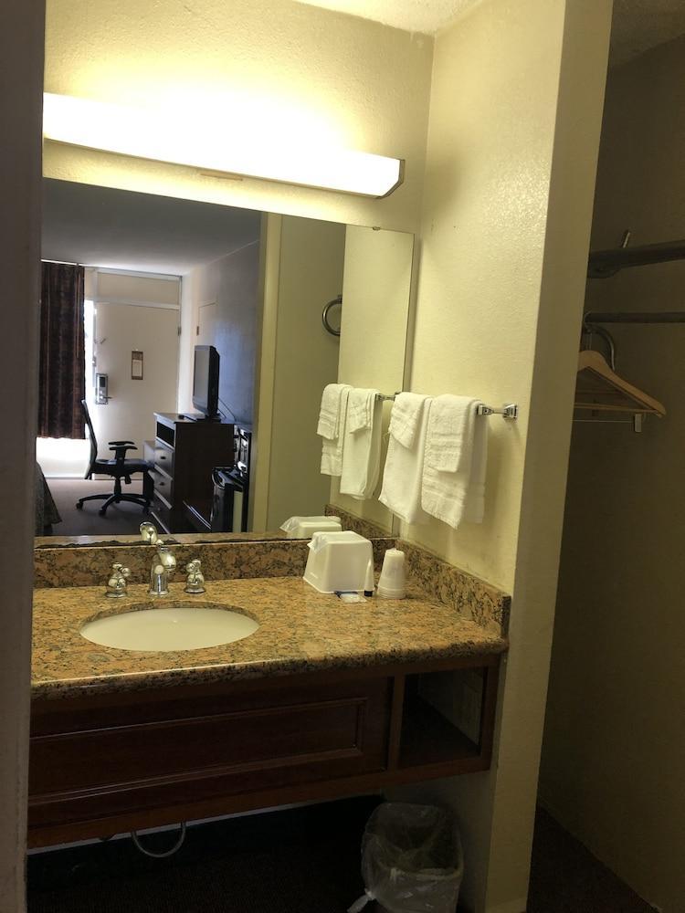 Hotel Americas Value - Wilson